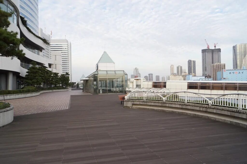 ⑥:竹芝桟橋|りおが大森先生と話した場所